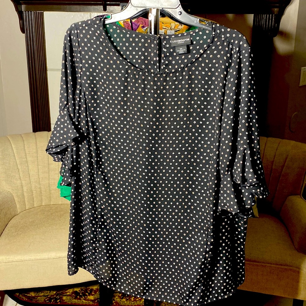 Liz Claiborne woman OX top.